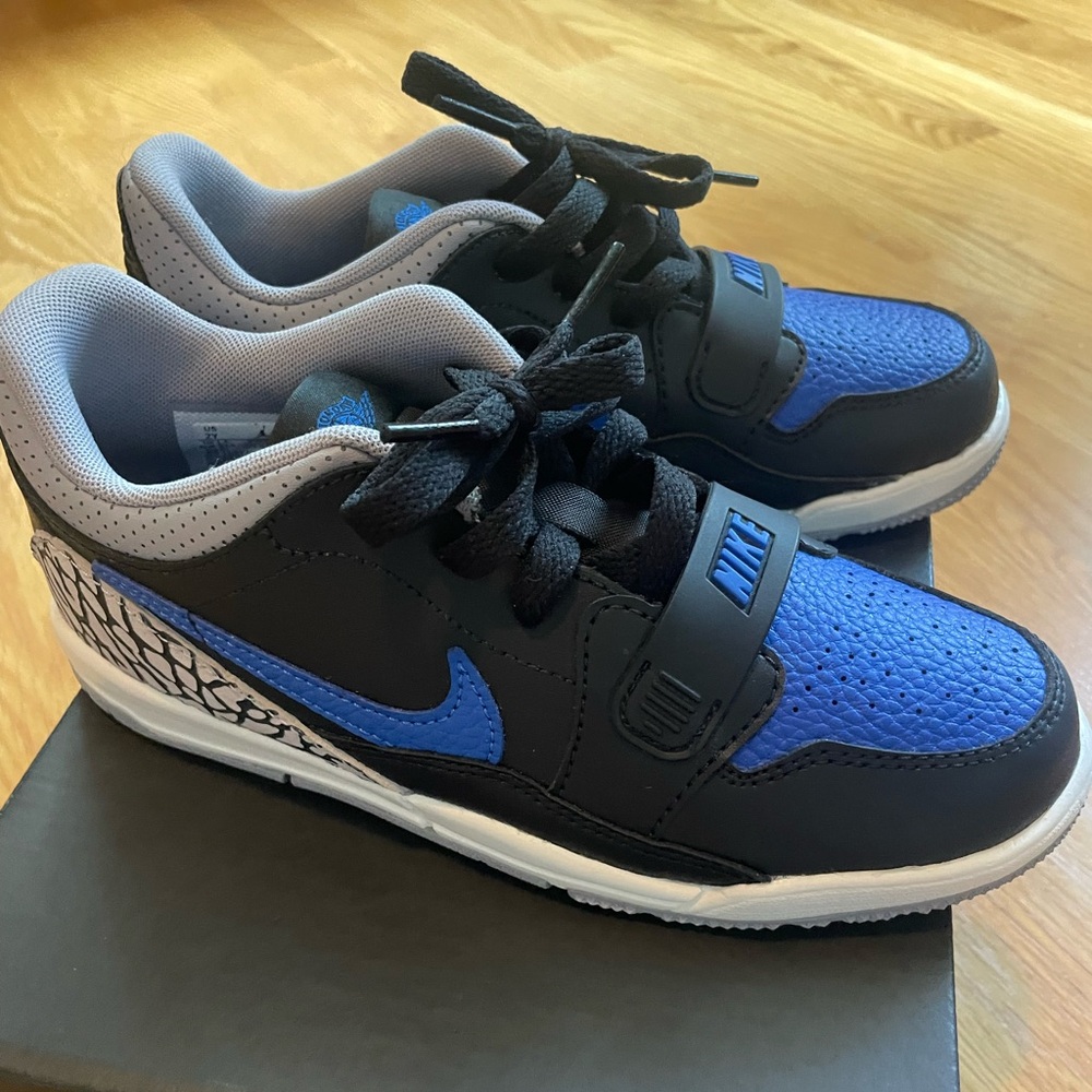 Jordan Legacy 312 Low (Youth)
